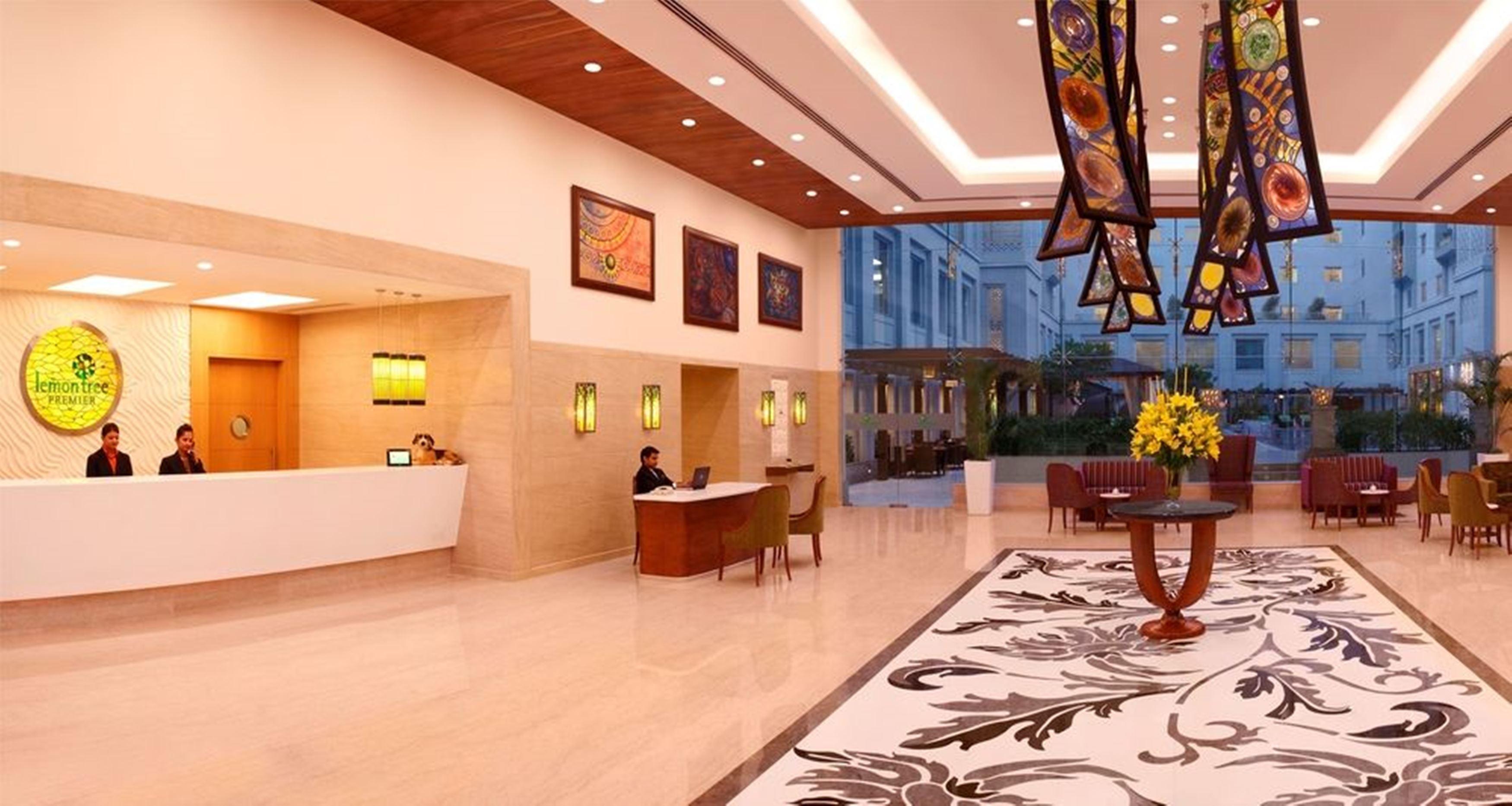 Lemon Tree Premier, Delhi Airport Otel Yeni Delhi Dış mekan fotoğraf