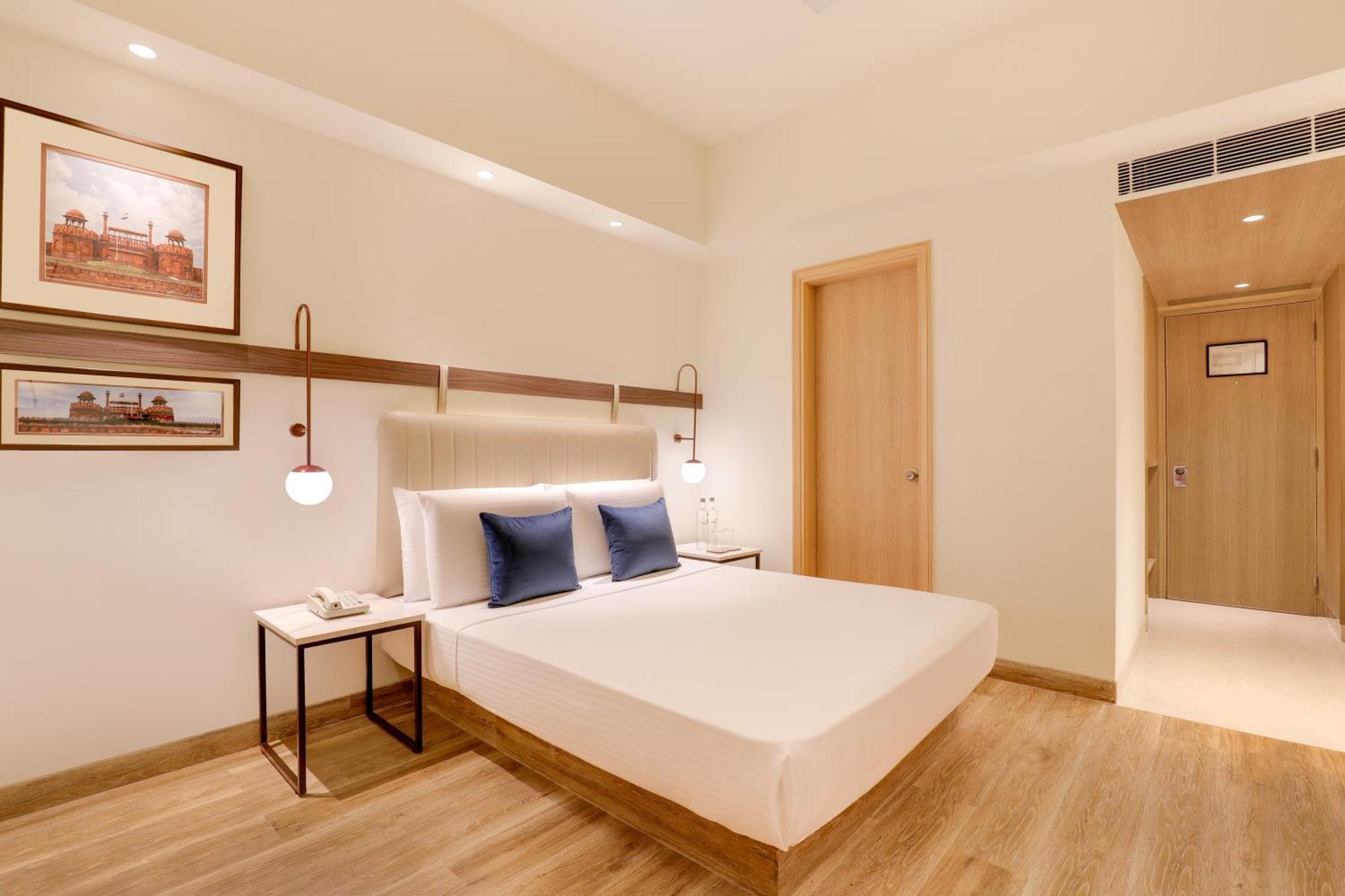 Lemon Tree Premier, Delhi Airport Otel Yeni Delhi Dış mekan fotoğraf A room at the hotel